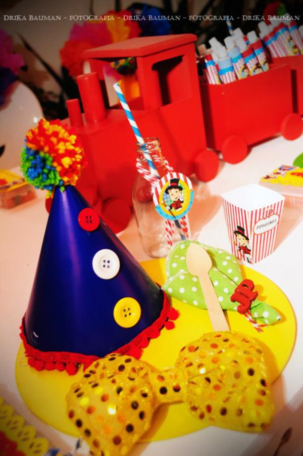 Circus themed birthday party via Kara's Party IDeas KarasPartyIdeas.com