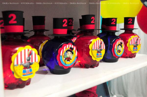 Circus themed birthday party via Kara's Party IDeas KarasPartyIdeas.com